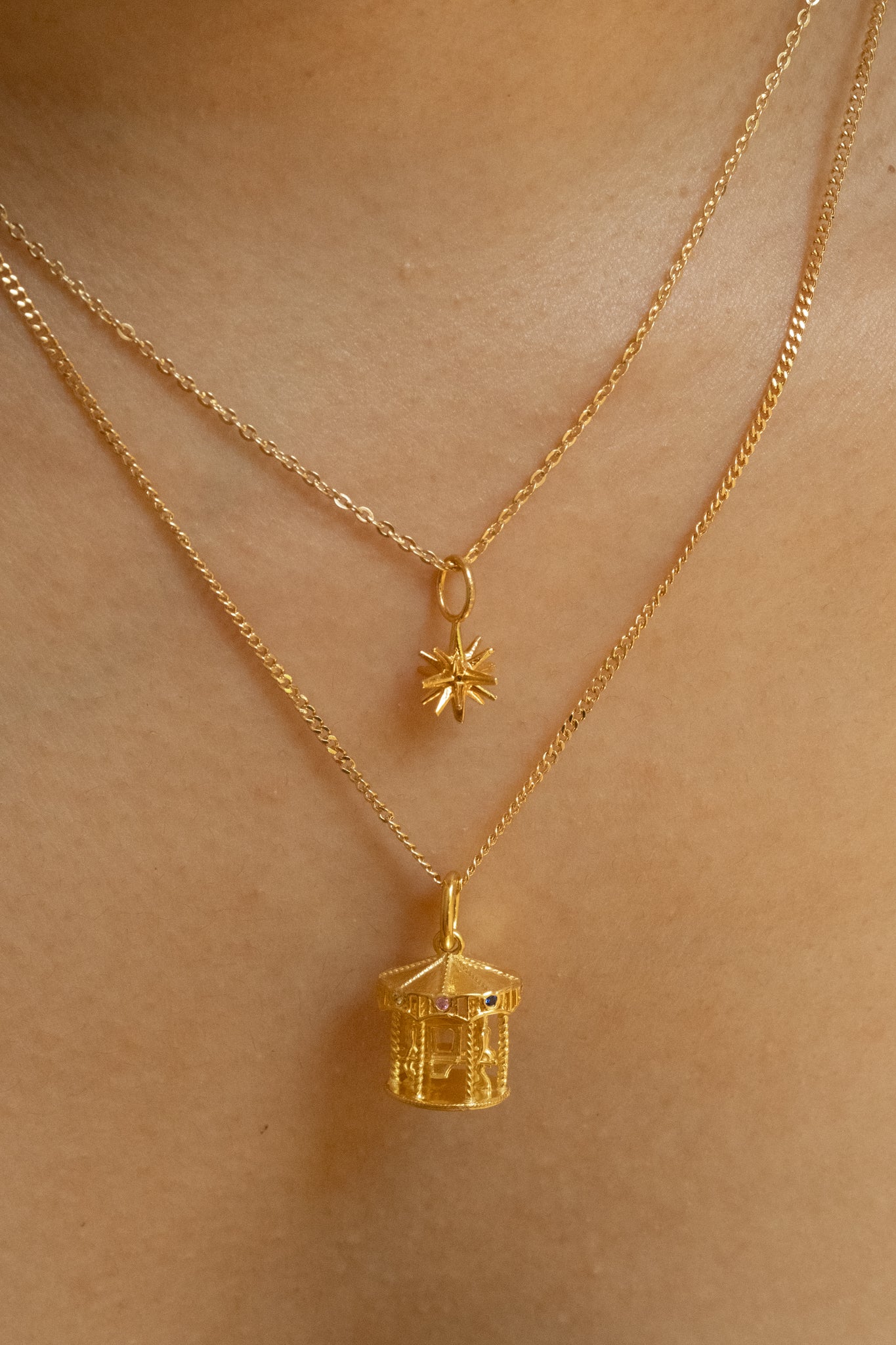 Solid Gold Calcifer Star-form Pendant - Image 4