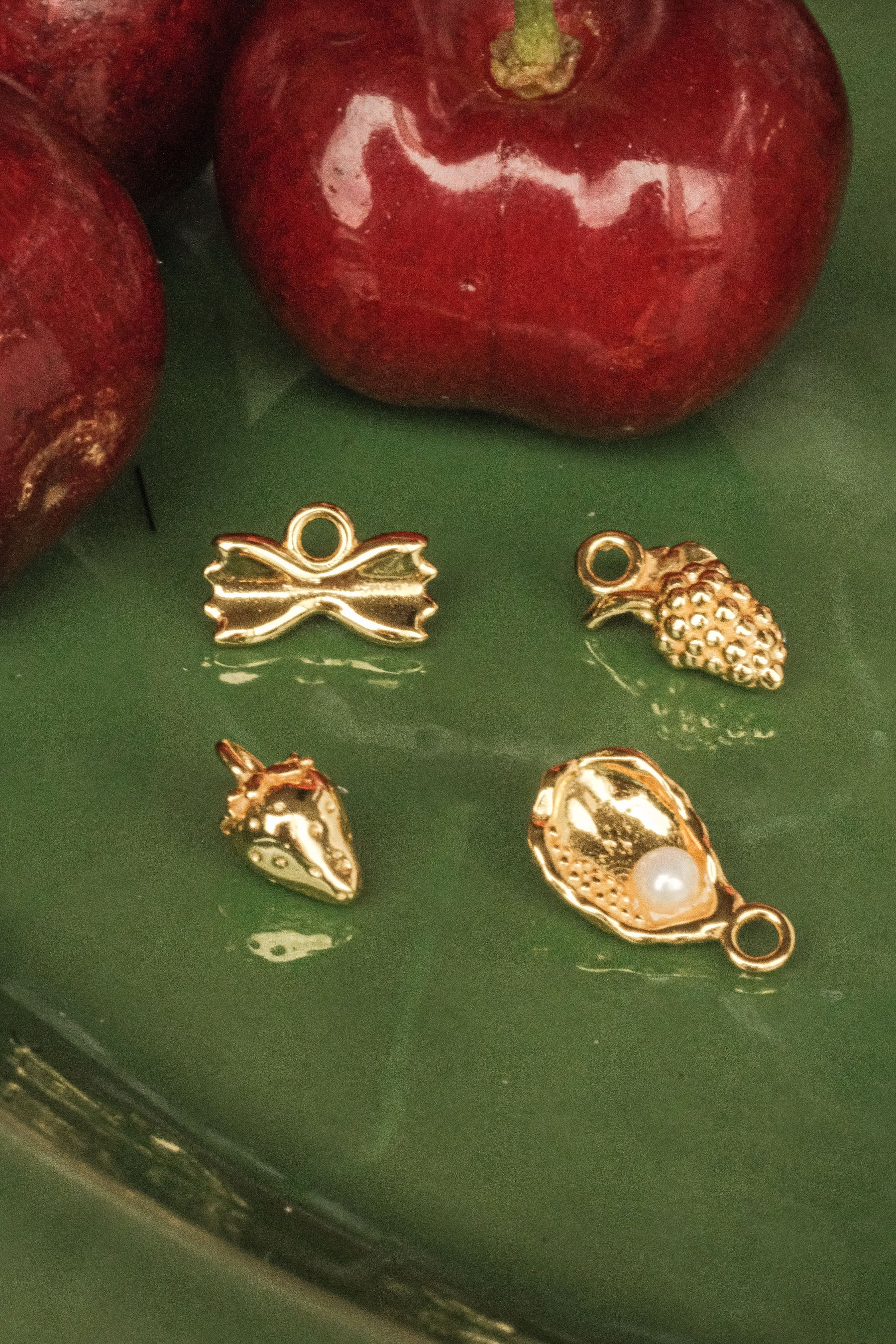 Oyster Pendant Charm - Image 15
