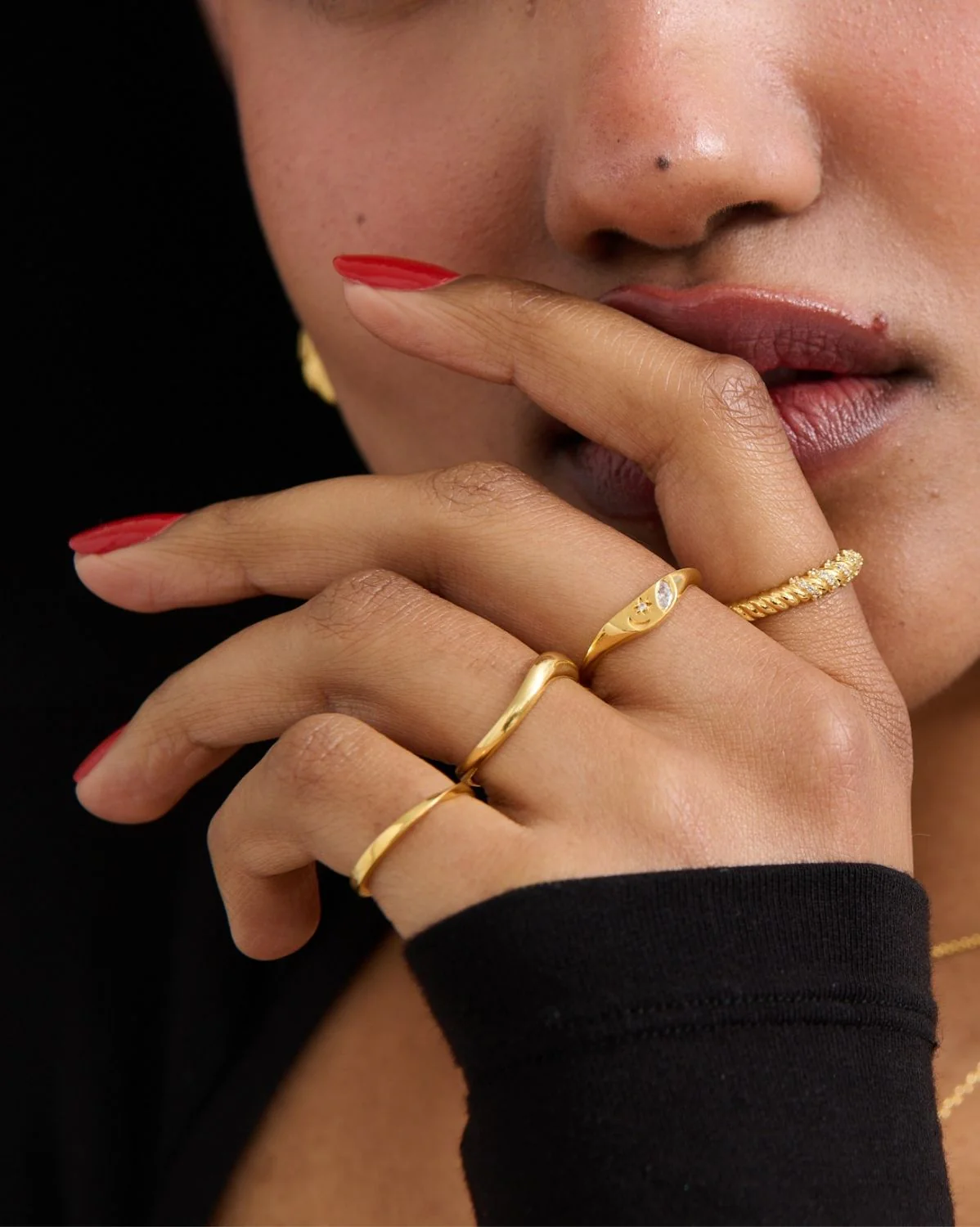 Solid Gold Sloane Twist Ring - Image 7