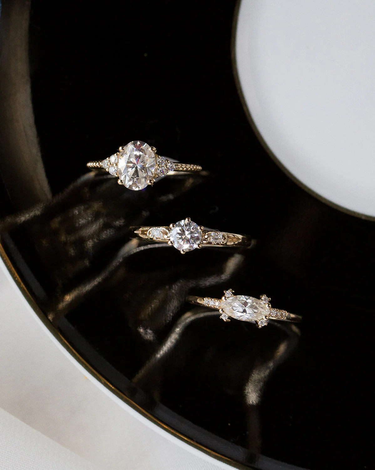 White Gold Catherine Oval Ring - Image 7