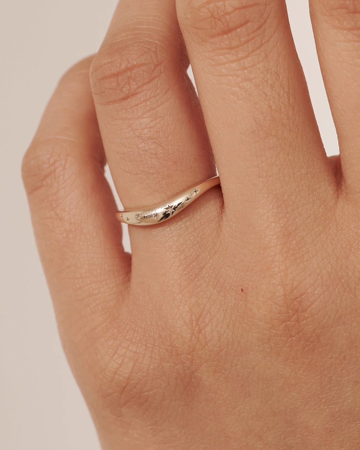 White Gold Evangeline Curved Ring - Image 7