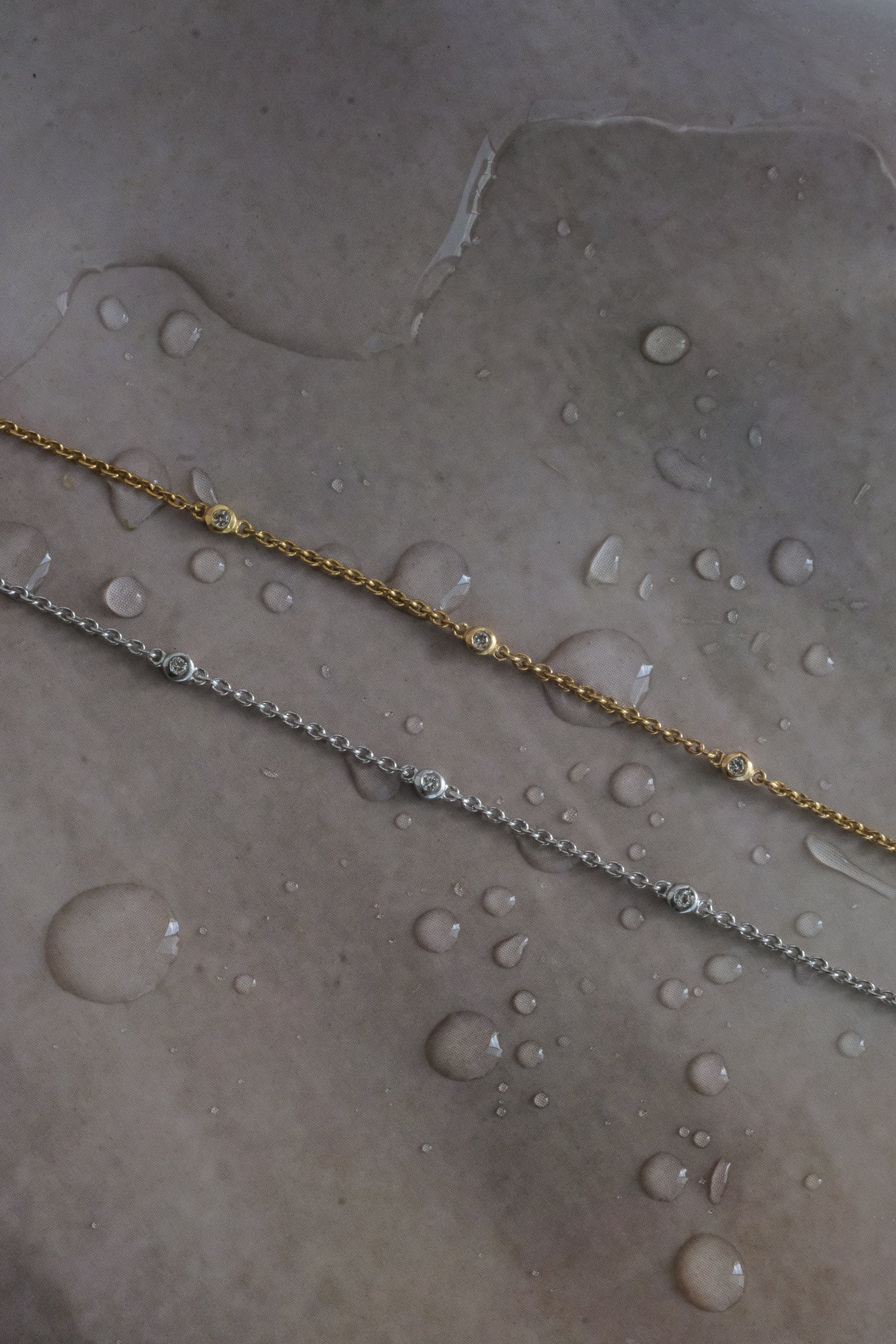 Yuri White Gold Trio Diamond Bracelet - Image 2